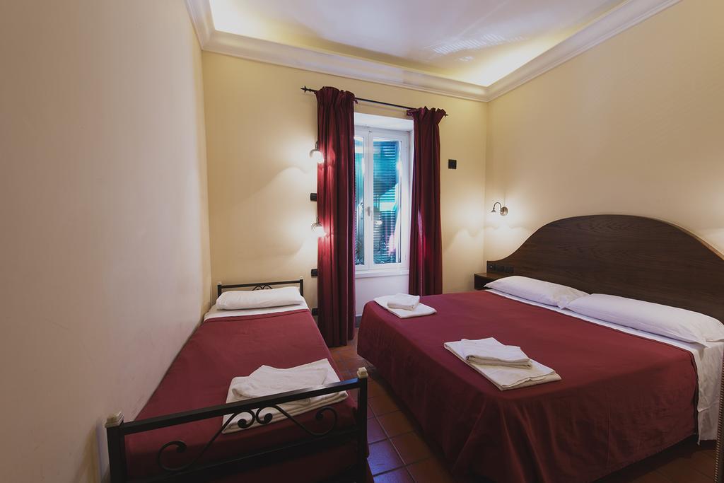 Hotel Al Sanpietrino Rome Bilik gambar
